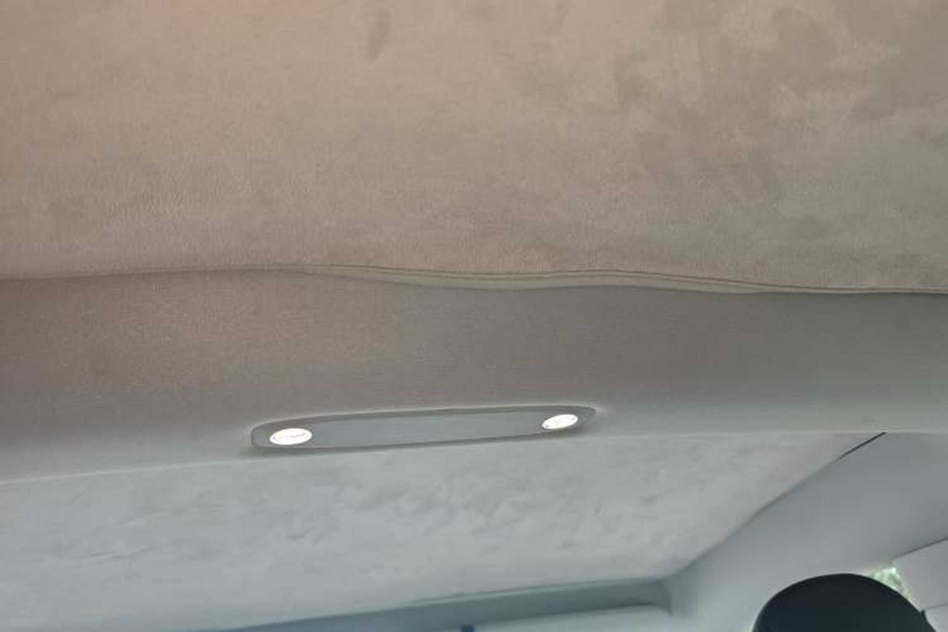 Used Tesla Model 3 2019 Long-Range Rear-Wheel-Drive Version Headliner
