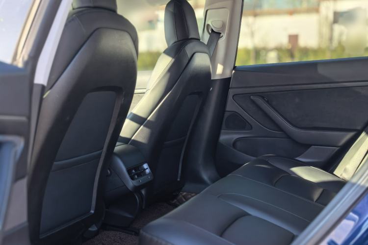Used Tesla Model 3 2019 Standard Range Rear-Drive Upgraded Version Interior 2