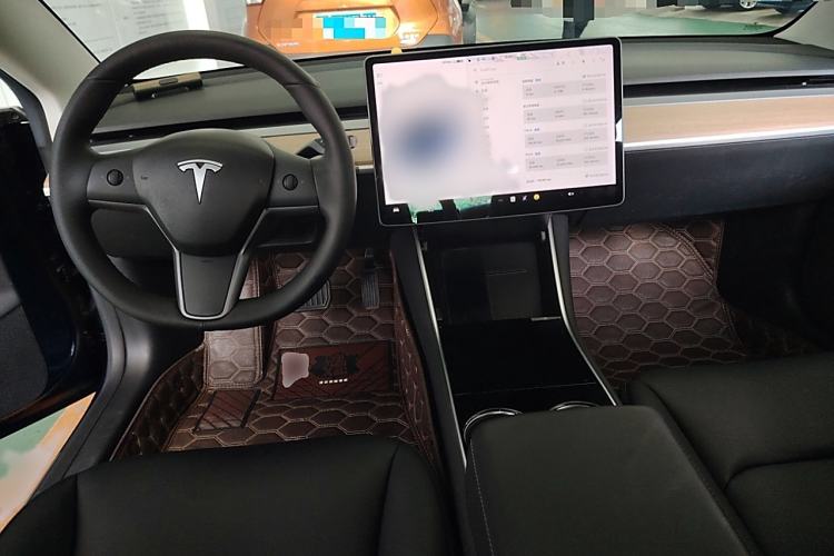 Used Tesla Model 3 2019 Long-Range All-Wheel-Drive Version Interior 2