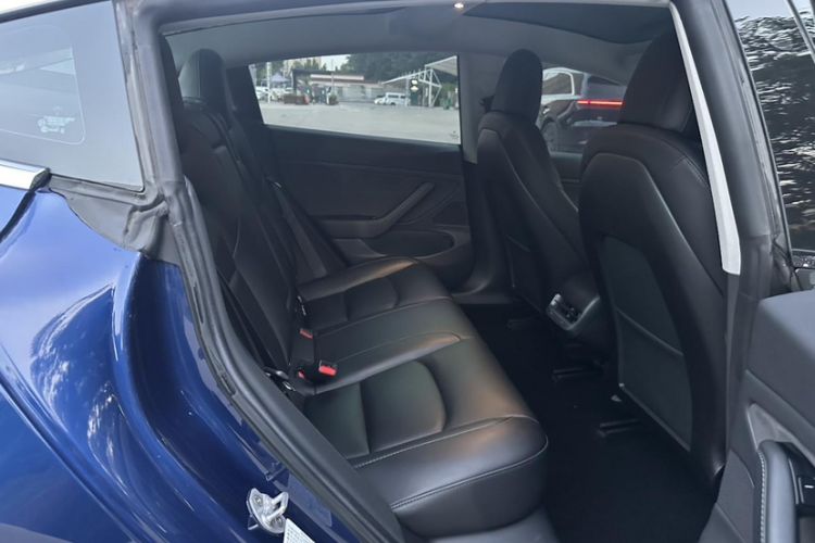 Used Tesla Model 3 2019 Performance High-Performance All-Wheel-Drive Version Interior 5