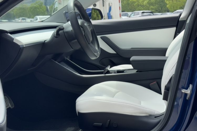 Used Tesla Model 3 2019 Performance High-Performance All-Wheel-Drive Version Interior 6