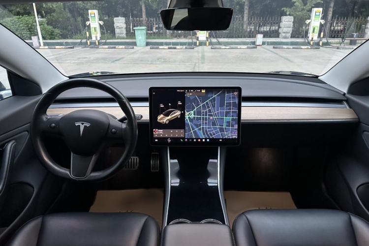 Used Tesla Model 3 2019 Performance High-Performance All-Wheel-Drive Version Interior 7