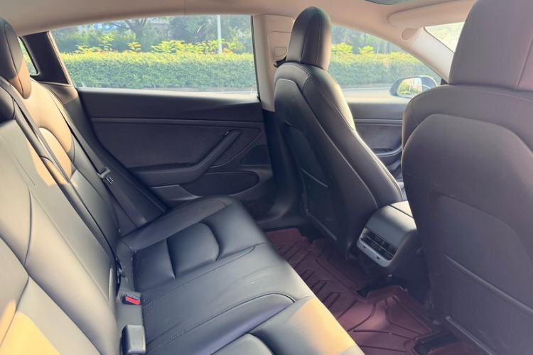 Used Tesla Model 3 2019 Standard Range Rear-Drive Upgraded Version Interior 8