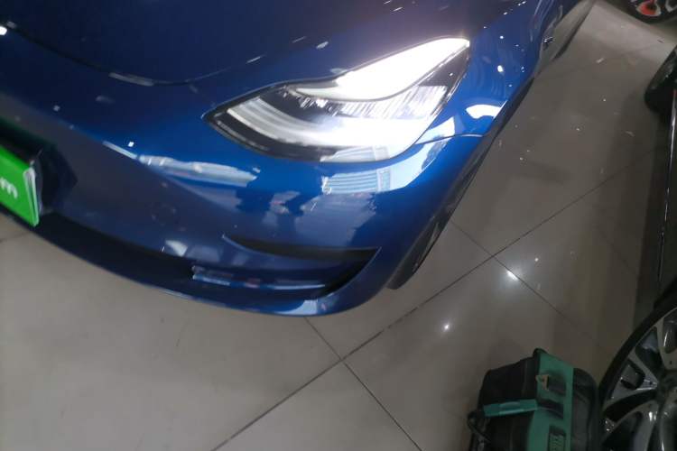 Used Tesla Model 3 2019 Standard Range Rear-Wheel Drive Upgraded Version (52 kWh) Left Front Headlight