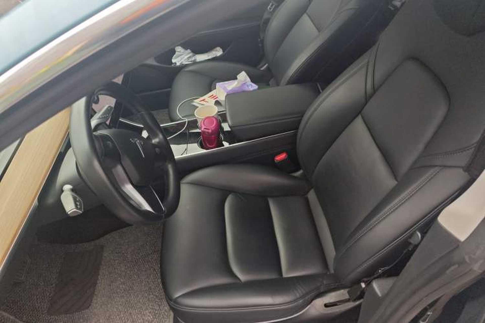 Used Tesla Model 3 2019 Long-Range Rear-Wheel-Drive Version Left Front Seat