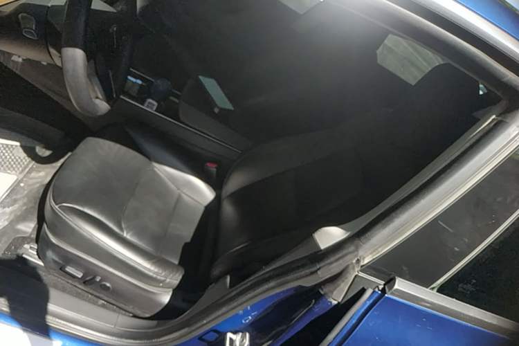 Used Tesla Model 3 2019 Standard Range Rear-Drive Upgraded Version Left Front Seat