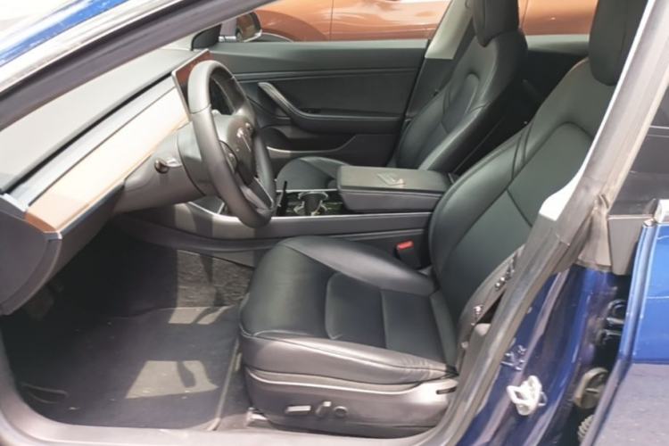 Used Tesla Model 3 2019 Standard Range Rear-Wheel Drive Upgraded Version (60 kWh) Left Front Seat