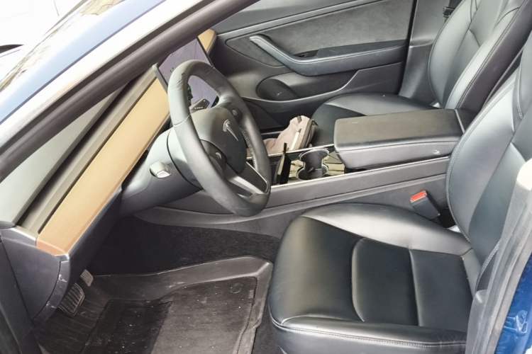 Used Tesla Model 3 2019 Standard Range Rear-Drive Upgraded Version Left Front Seat
