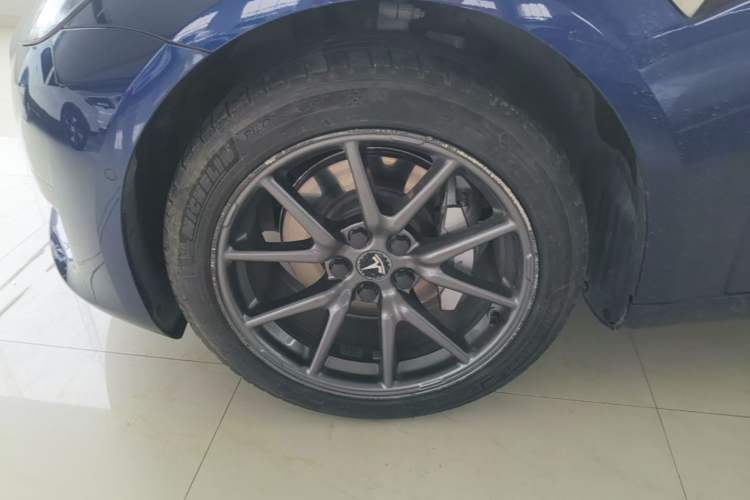 Used Tesla Model 3 2019 Standard Range Rear-Drive Upgraded Version Left Front Wheel Hub