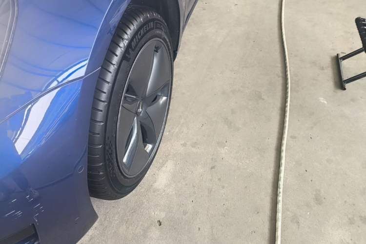 Used Tesla Model 3 2019 Standard Range Rear-Drive Upgraded Version Left Front Wheel Hub