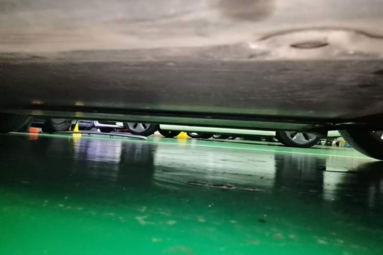 Used Tesla Model 3 2019 Standard Range Rear-Drive Upgraded Version Left Side Sill
