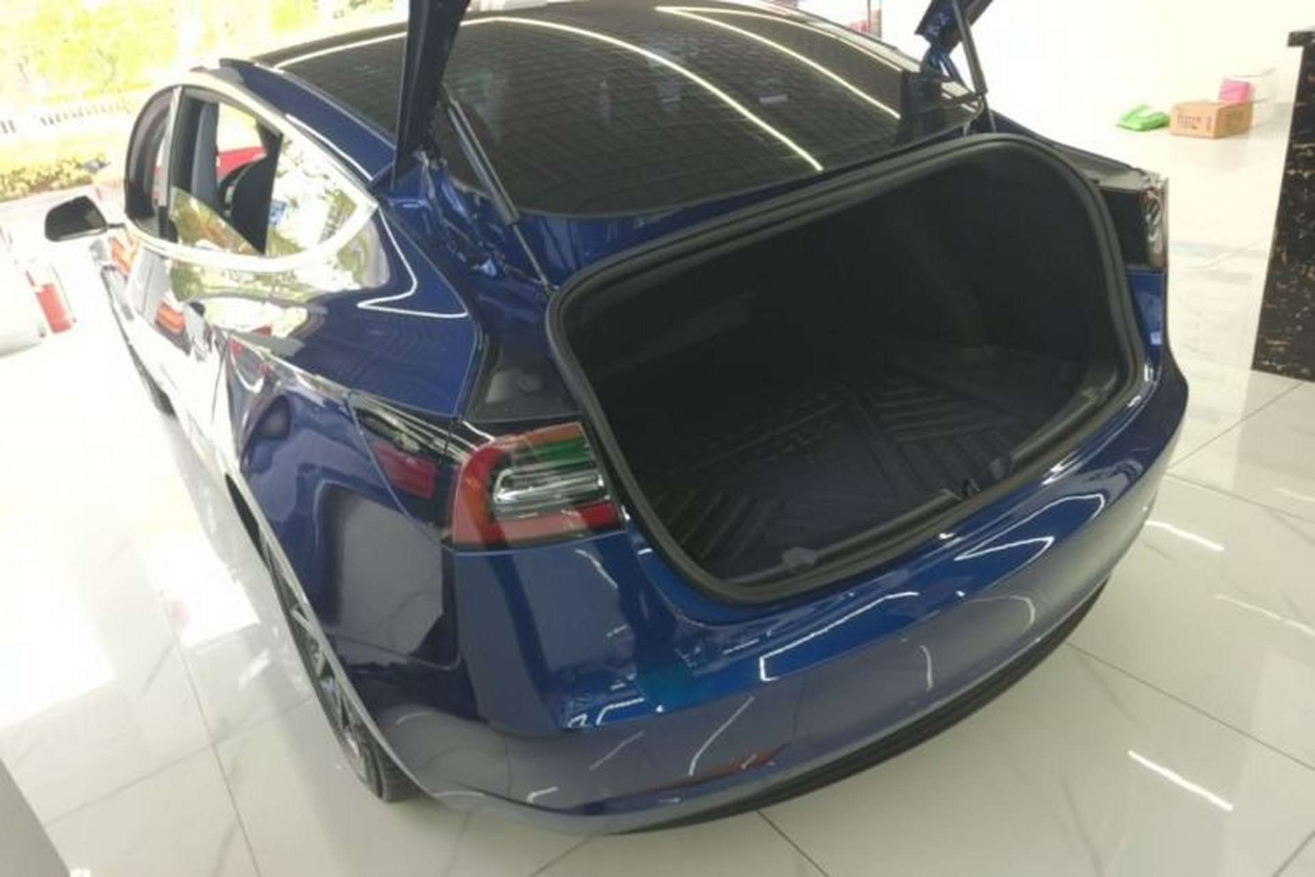 Used Tesla Model 3 2019 Standard Range Rear-Drive Upgraded Version Rear Left 45 Deg