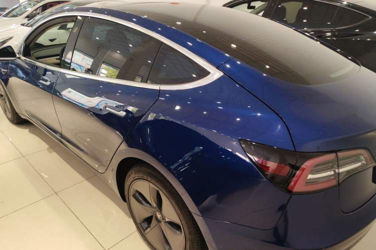 Used Tesla Model 3 2019 Standard Range Rear-Wheel Drive Upgraded Version (52 kWh) Rear Left 45 Deg