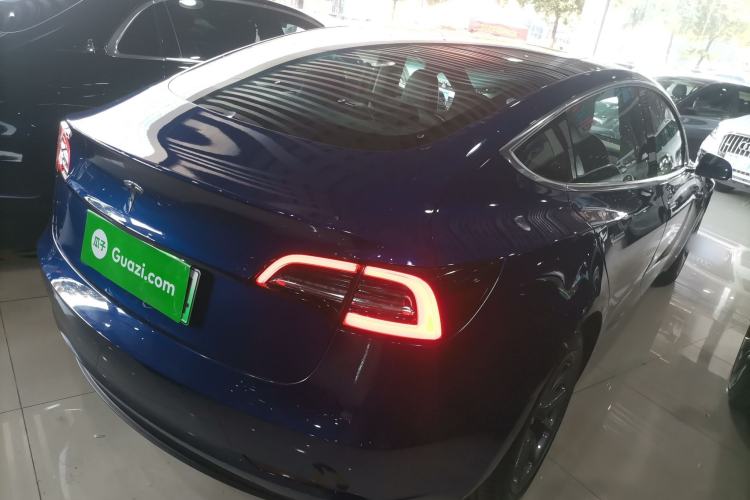 Used Tesla Model 3 2019 Standard Range Rear-Wheel Drive Upgraded Version (52 kWh) Rear Right 45 Deg