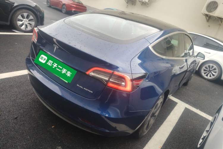 Used Tesla Model 3 2019 Long-Range All-Wheel-Drive Version Rear Right 45 Deg