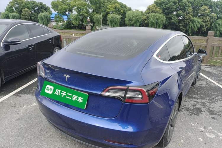 Used Tesla Model 3 2019 Standard Range Rear-Wheel Drive Upgraded Version (60 kWh) Rear Right 45 Deg