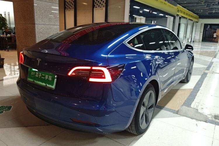 Used Tesla Model 3 2019 Standard Range Rear-Wheel Drive Upgraded Version (60 kWh) Rear Right 45 Deg