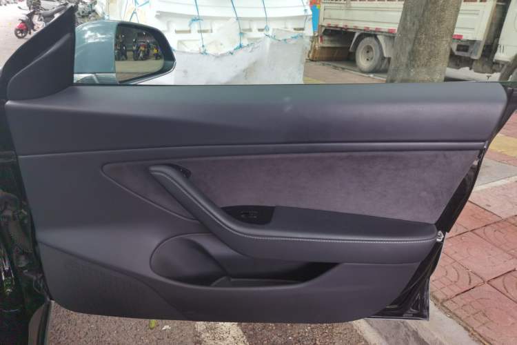 Used Tesla Model 3 2019 Performance High-Performance All-Wheel-Drive Version Right Front Door Interior