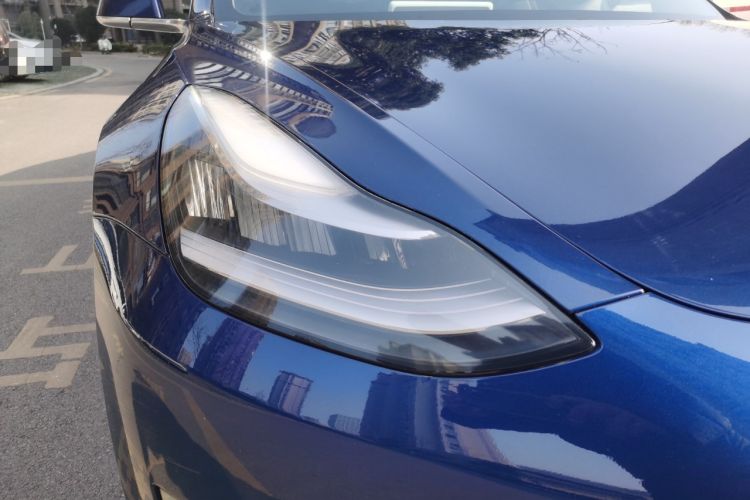 Used Tesla Model 3 2019 Long-Range Rear-Wheel-Drive Version Right Front Headlight
