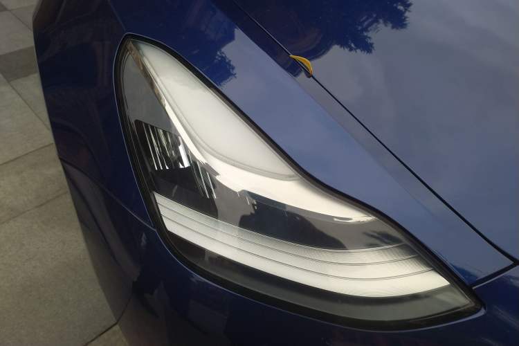 Used Tesla Model 3 2019 Standard Range Rear-Drive Upgraded Version Right Front Headlight