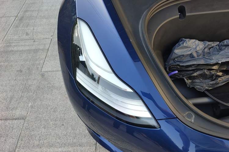 Used Tesla Model 3 2019 Standard Range Rear-Drive Upgraded Version Right Front Headlight