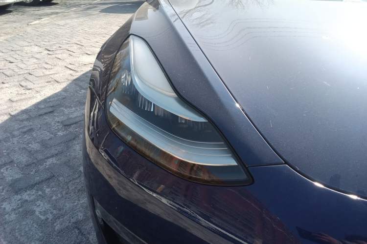 Used Tesla Model 3 2019 Long-Range Rear-Wheel-Drive Version Right Front Headlight