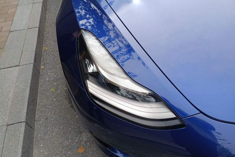 Used Tesla Model 3 2019 Standard Range Rear-Drive Upgraded Version Right Front Headlight