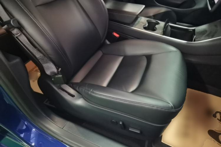 Used Tesla Model 3 2019 Standard Range Rear-Drive Upgraded Version Right Front Seat