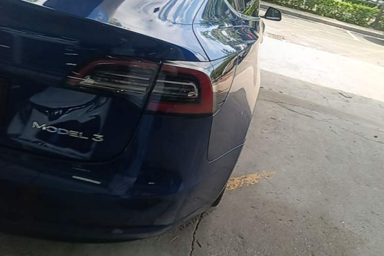 Used Tesla Model 3 2019 Standard Range Rear-Drive Upgraded Version Right Rear Taillight
