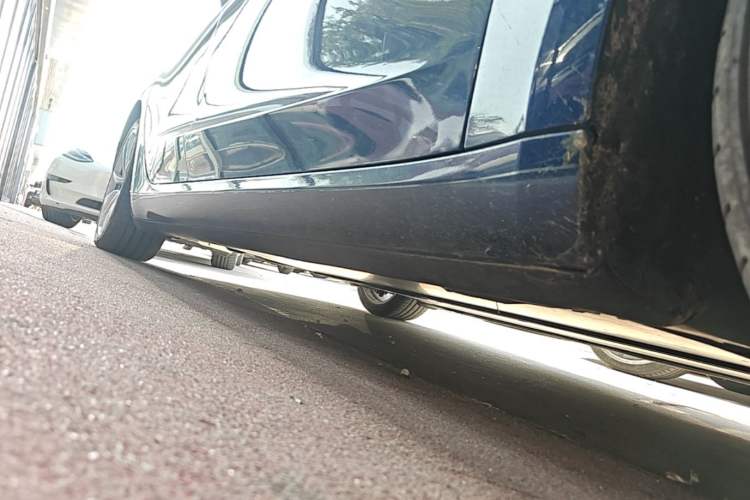 Used Tesla Model 3 2019 Standard Range Rear-Drive Upgraded Version Right Side Sill