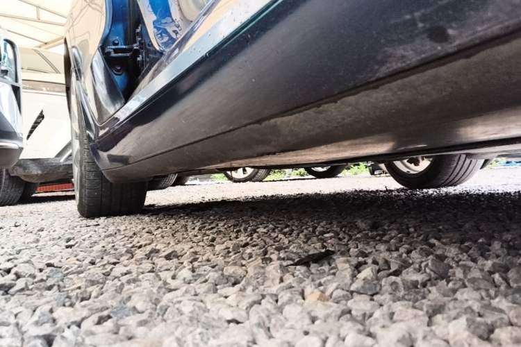 Used Tesla Model 3 2019 Standard Range Rear-Drive Upgraded Version Right Side Sill