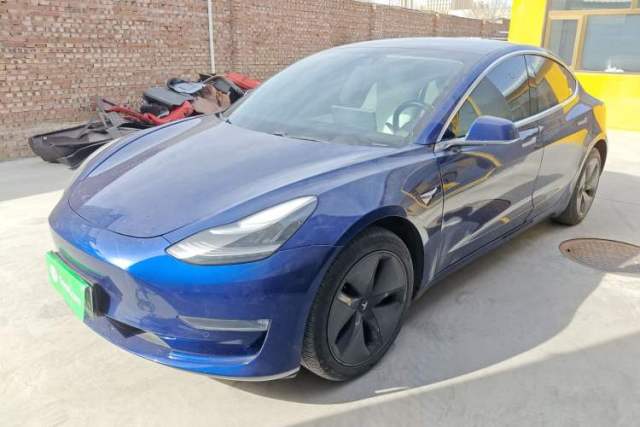Used Tesla Model 3 2019 Long-Range All-Wheel-Drive Version