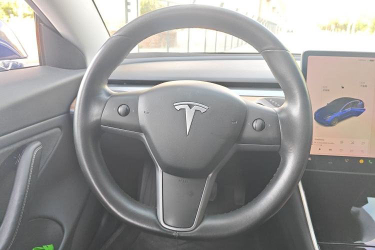 Used Tesla Model 3 2019 Long-Range All-Wheel-Drive Version Steering Wheel