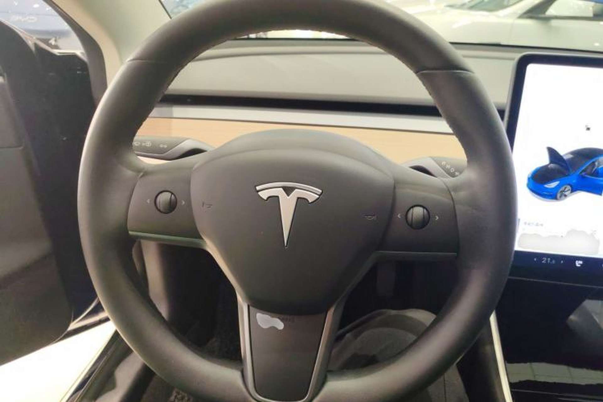 Used Tesla Model 3 2019 Standard Range Rear-Wheel Drive Upgraded Version (52 kWh) Steering Wheel
