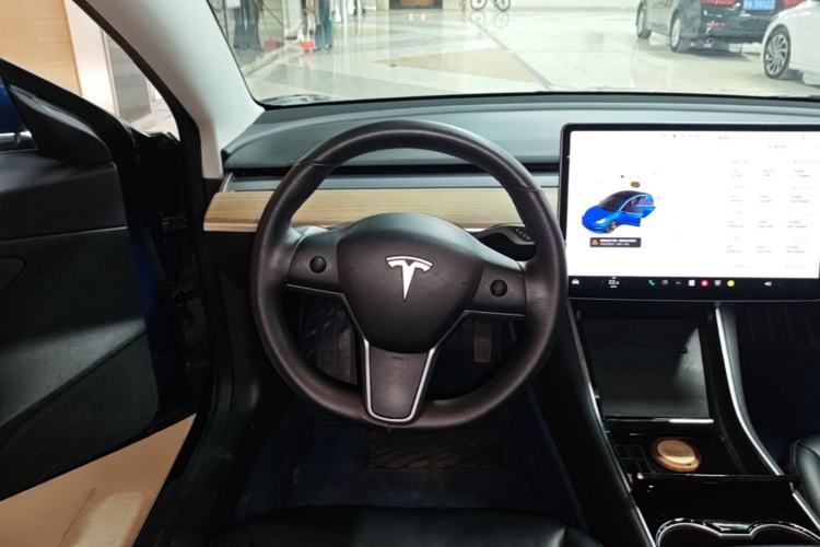 Used Tesla Model 3 2019 Standard Range Rear-Wheel Drive Upgraded Version (60 kWh) Steering Wheel