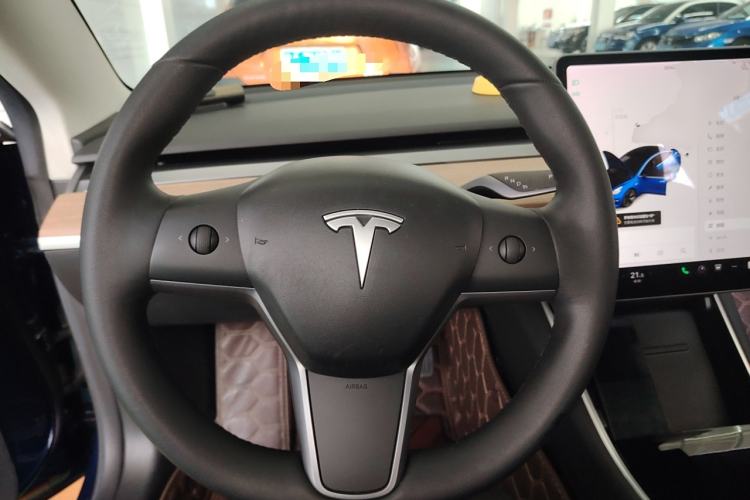 Used Tesla Model 3 2019 Long-Range All-Wheel-Drive Version Steering Wheel