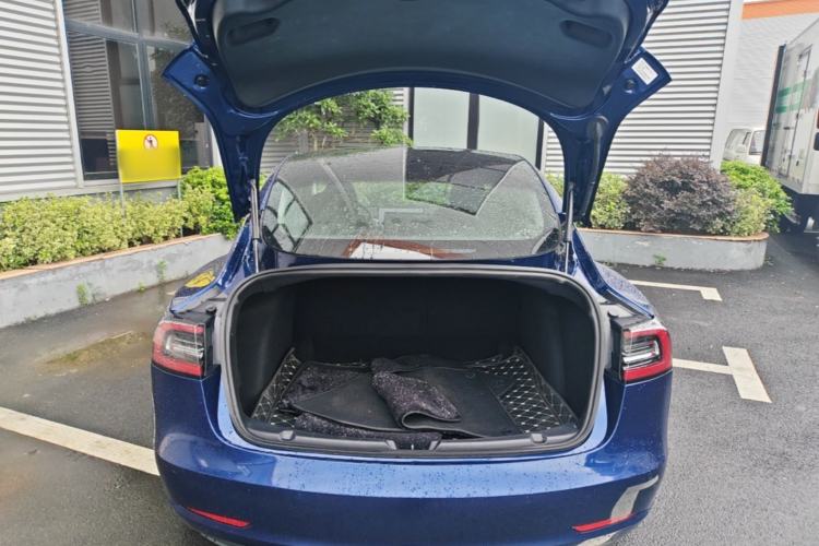 Used Tesla Model 3 2019 Long-Range Rear-Wheel-Drive Version Trunk