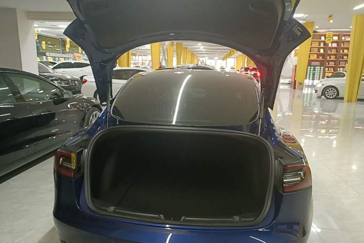 Used Tesla Model 3 2019 Standard Range Rear-Drive Upgraded Version Trunk