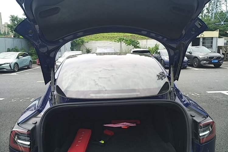 Used Tesla Model 3 2019 Standard Range Rear-Drive Upgraded Version Trunk