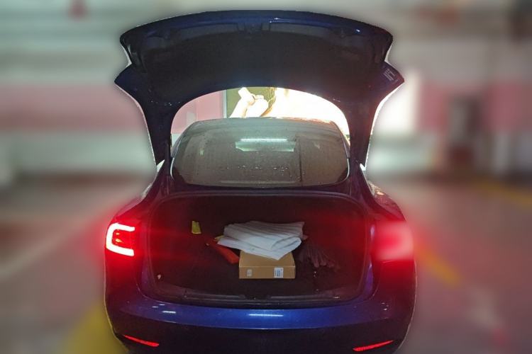 Used Tesla Model 3 2019 Standard Range Rear-Drive Upgraded Version Trunk