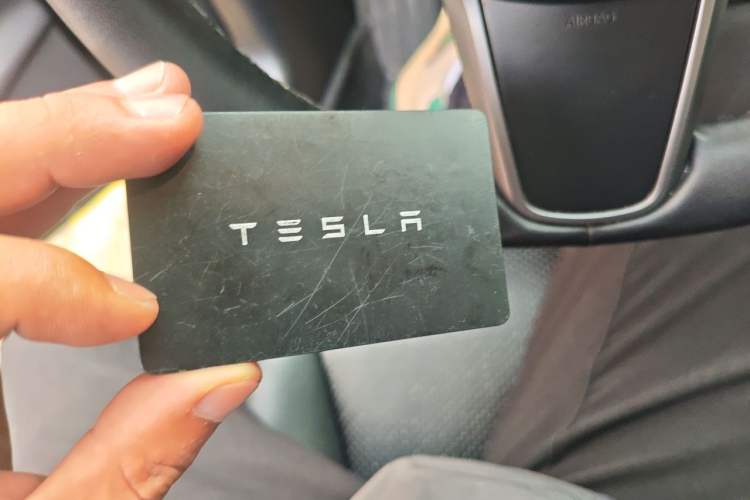 Used Tesla Model 3 2019 Long-Range Rear-Wheel-Drive Version Vehicle Key