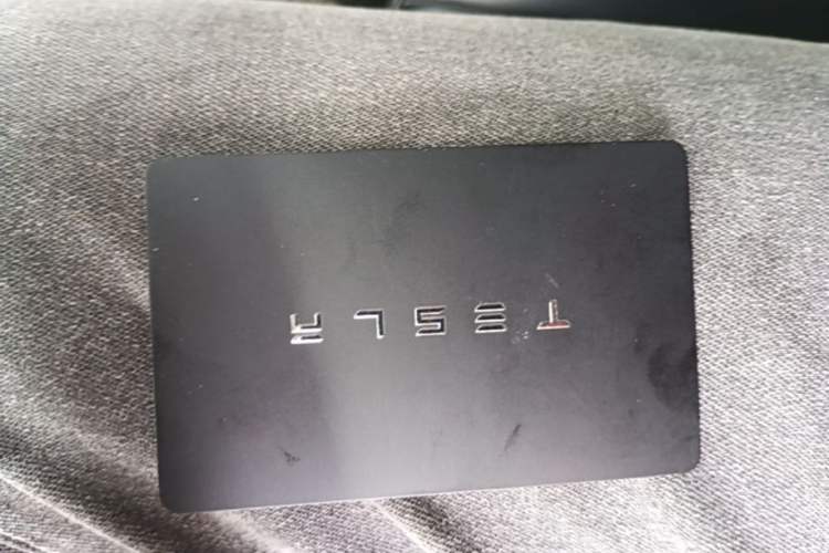 Used Tesla Model 3 2019 Standard Range Rear-Wheel Drive Upgraded Version (60 kWh) Vehicle Key