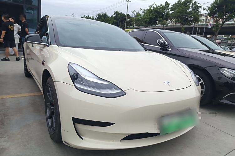 Used Tesla Model 3 2019 Standard Range Rear-Drive Upgraded Version Front Right 45 Deg