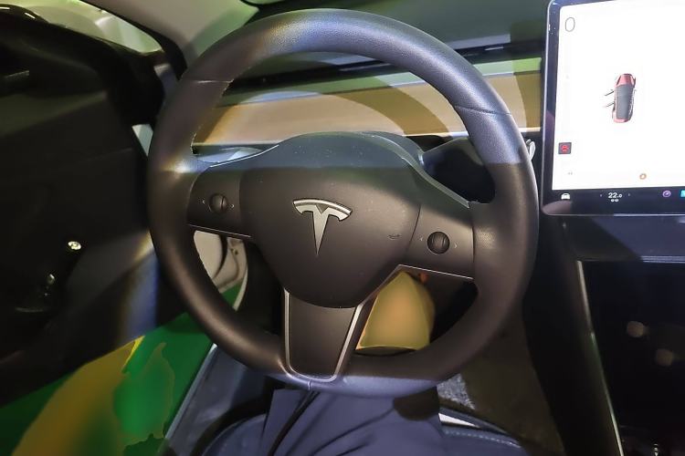 Used Tesla Model 3 2019 Standard Range Rear-Wheel Drive Upgraded Version (60 kWh) Steering Wheel