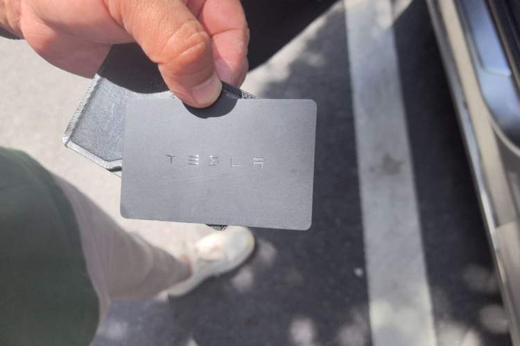 Used Tesla Model 3 2019 Standard Range Rear-Wheel Drive Upgraded Version (60 kWh) Vehicle Key
