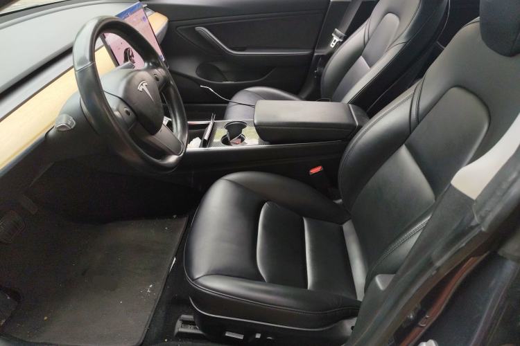 Used Tesla Model 3 2019 Long-Range Rear-Wheel-Drive Version Left Front Seat