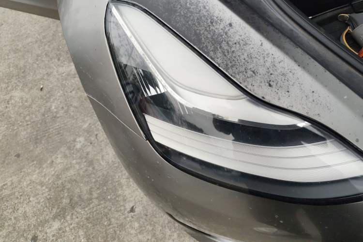 Used Tesla Model 3 2019 Long-Range Rear-Wheel-Drive Version Right Front Headlight