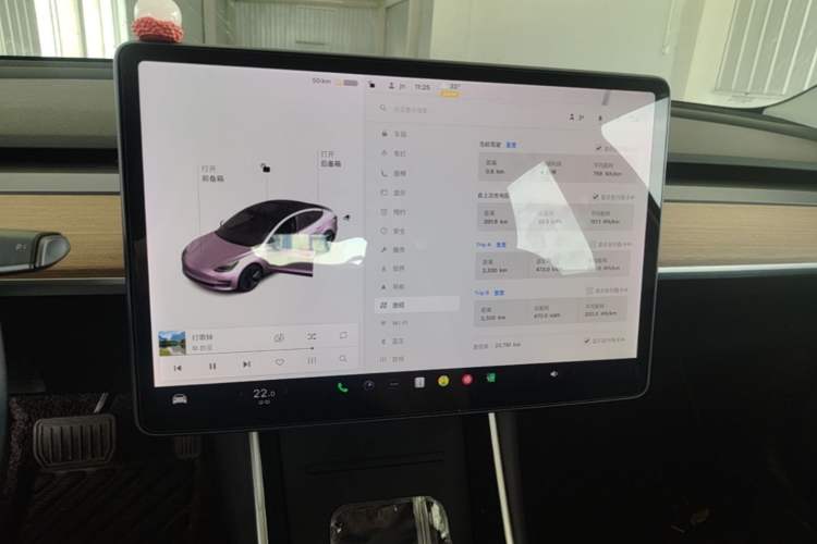 Used Tesla Model 3 2019 Long-Range All-Wheel-Drive Version Audio And AC Panel