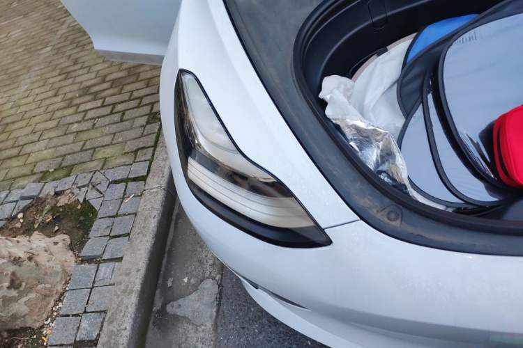 Used Tesla Model 3 2019 Long-Range All-Wheel-Drive Version Right Front Headlight