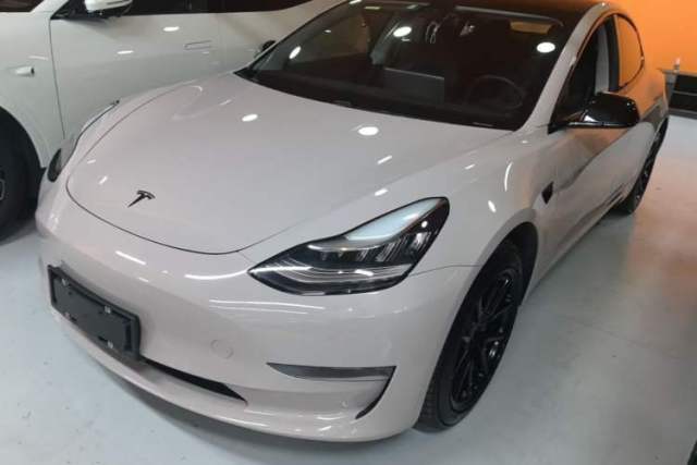 Used Tesla Model 3 2019 Long-Range Rear-Wheel-Drive Version